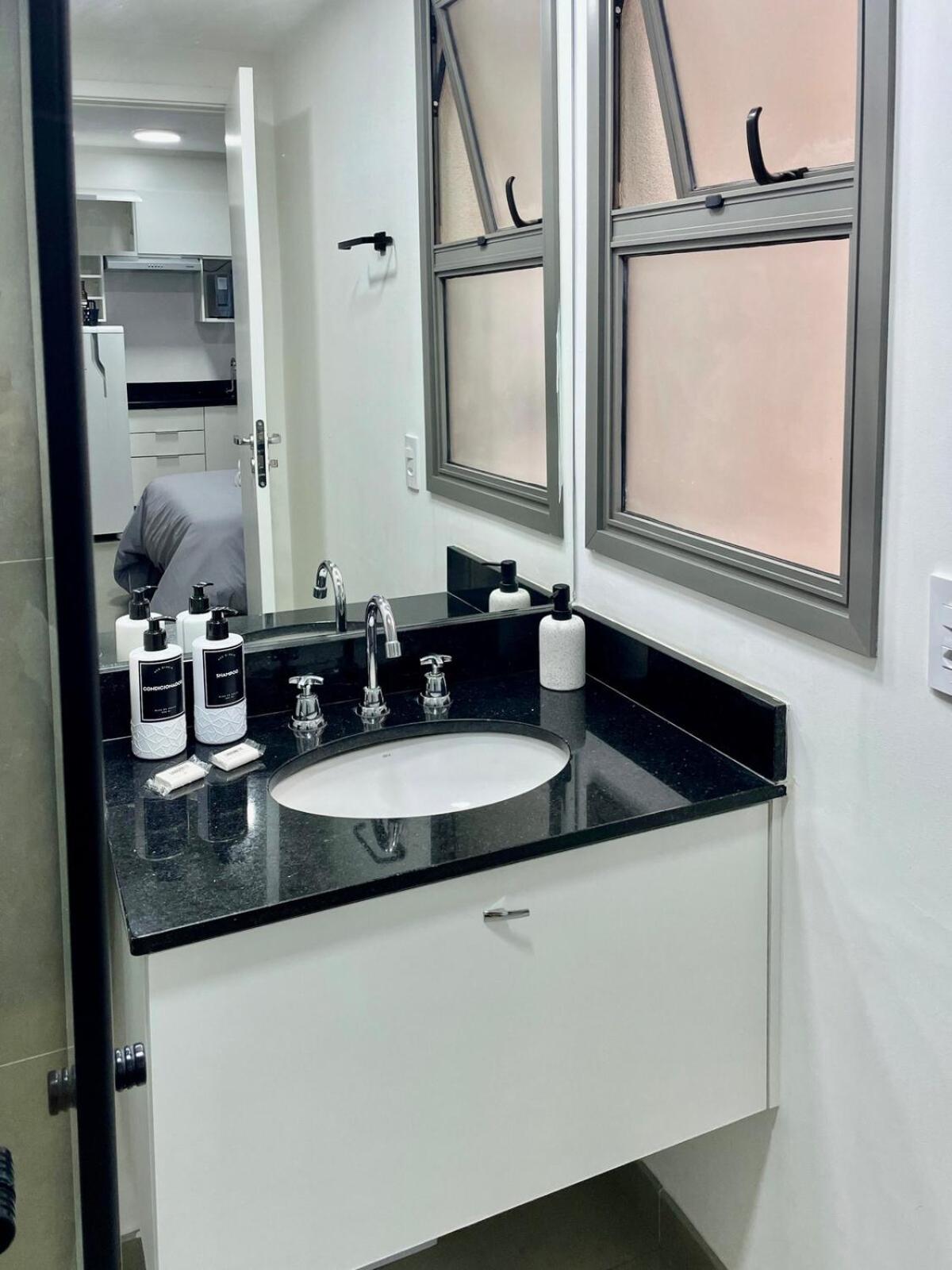 Apartment Consolacao Bela Cintra, Com Ac, Perto Da Paulista Sao Paulo